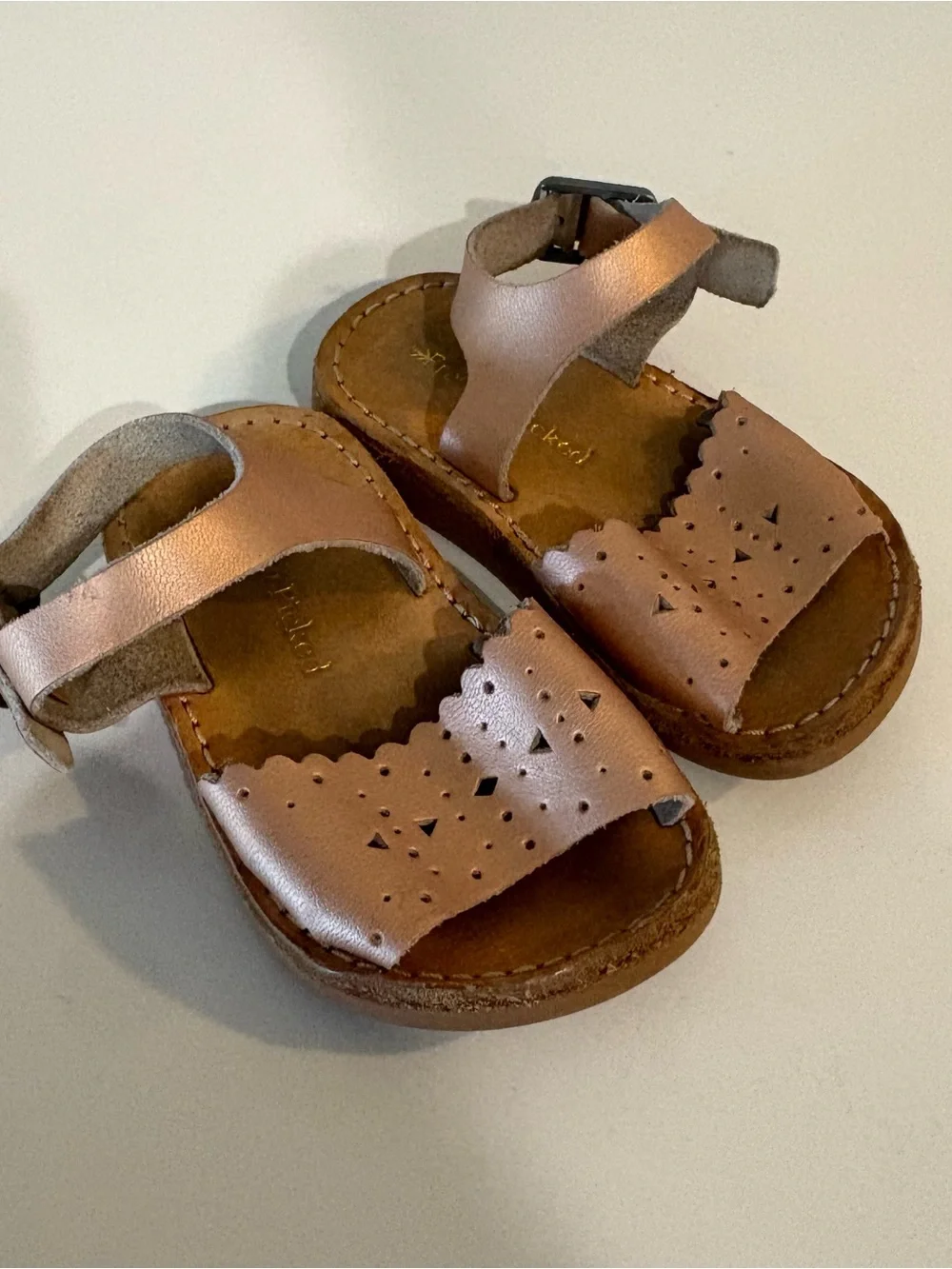 Freshly Picked laguna sandal in rose gold color size 3